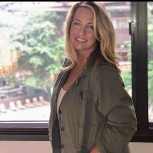 Meet your Posher, Janine